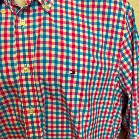 VINTAGE Tommy Hilfiger Custom Fir Checked Shirt. - Picture 4 of 8